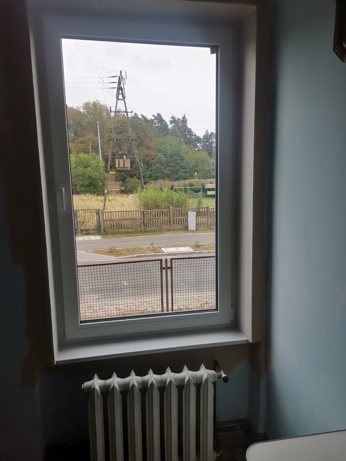 Demontaż i montaż okien w kamienicy